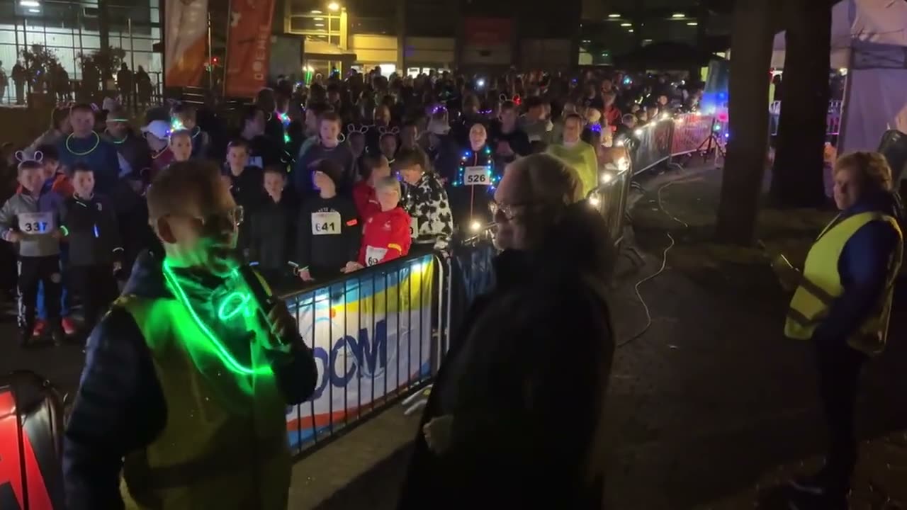 Verlichte avondloop, Oosterhout — onderbelicht draaien